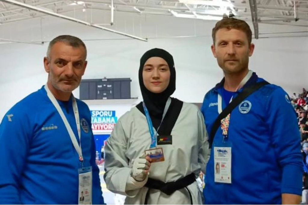 Avrupa Multi Europen Games Taekwondo Şampiyonasında Gümüş Madalya