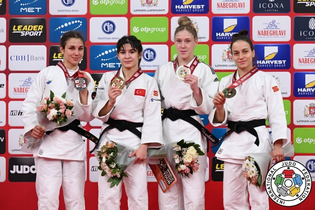 Çifte sevinç, çifte bayram...