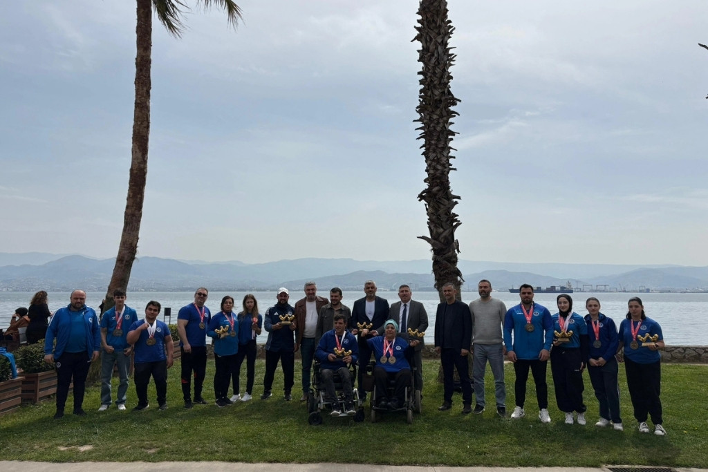 Şampiyonlar Başkanımız İle Buluştu