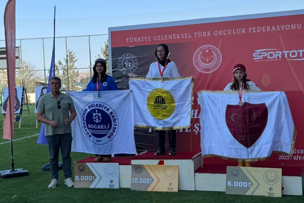 Sivasta Ebrar Türkiye 2. si