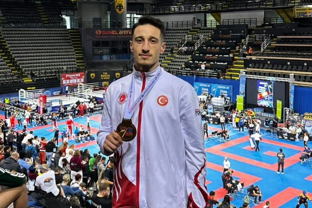 Uday Bronz Madalyanın Sahibi