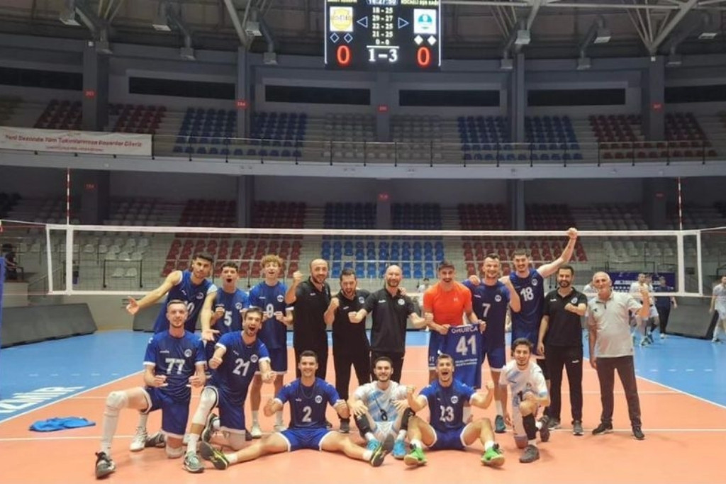 Voleybolcularımız Galibiyet İle Başladı